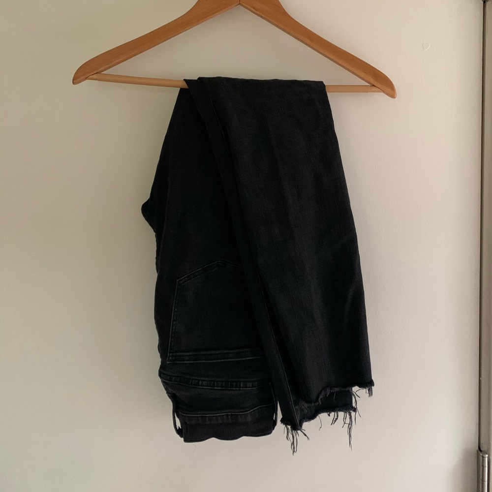 Madewell 9” high rise skinny, destroyed jeans